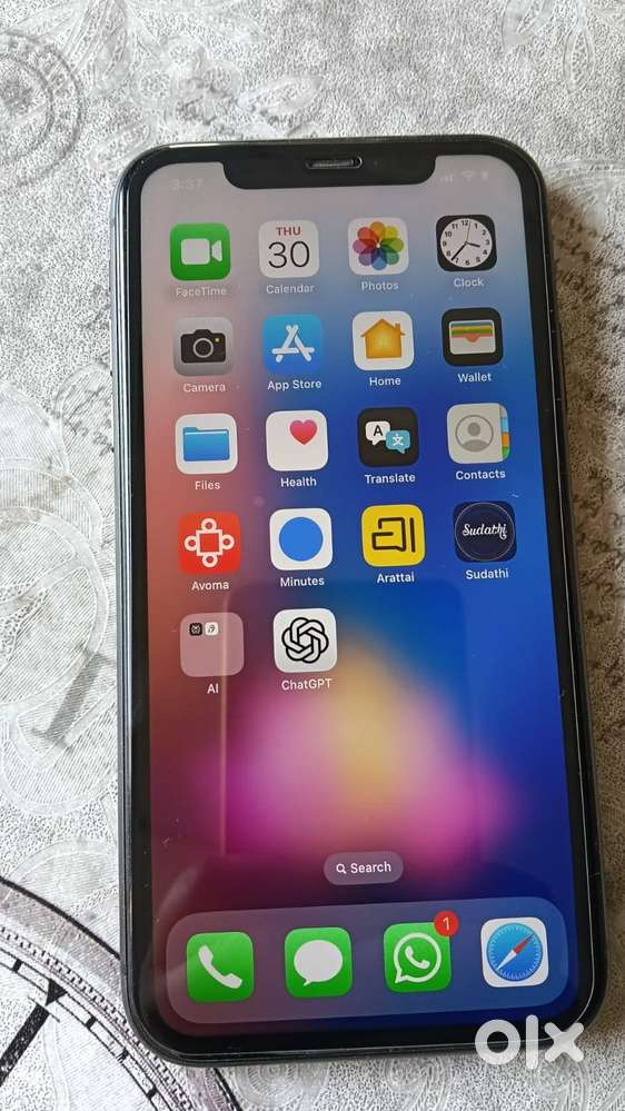 Iphone 11 , 128 GB black colour with bill and box