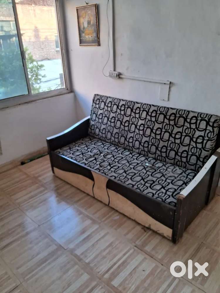 Independent 1BHK with Lobby