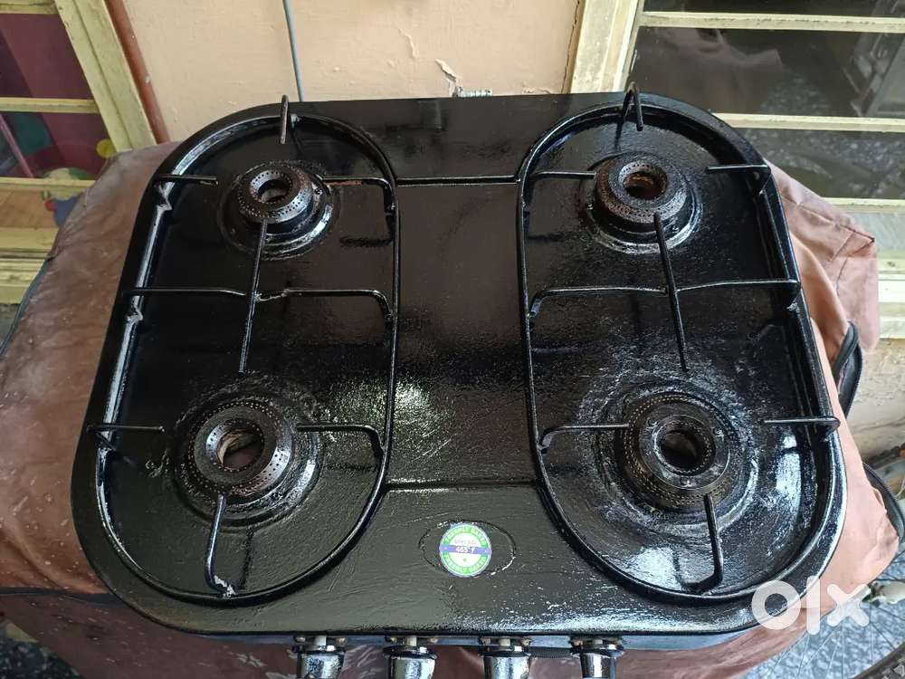 Gas stove superflame company cost 3500 rs