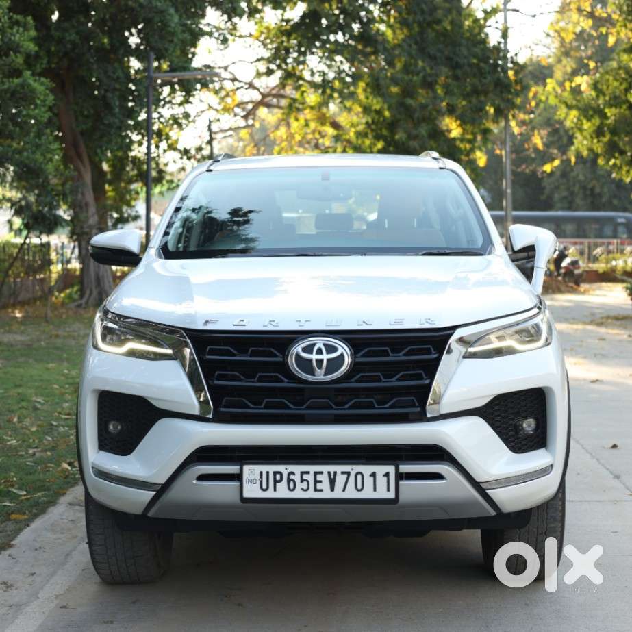 Toyota Fortuner 4X2 AT 2.8 Diesel, 2023, Diesel