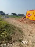 Lambhua railway crossing ke age arjun pur Pratapgarh wale road per