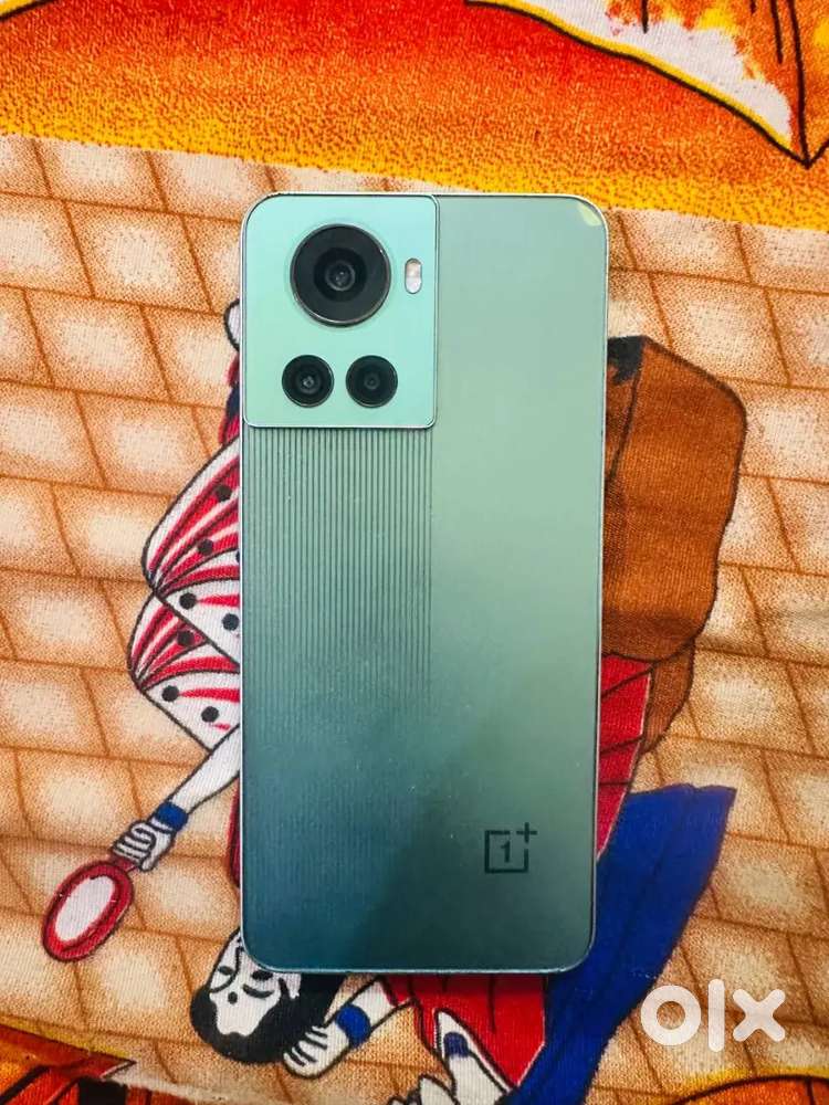 Oneplus 10r 5g, 8/128, mint condition, everything is working properly