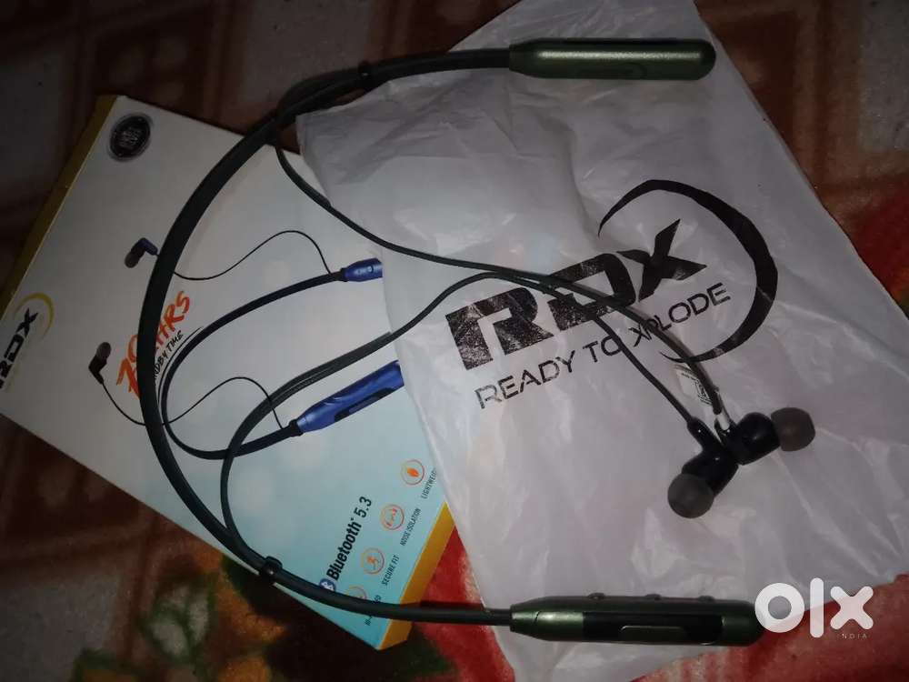 Bro my earphone