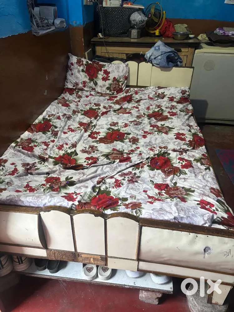 Single bed 6*4size
