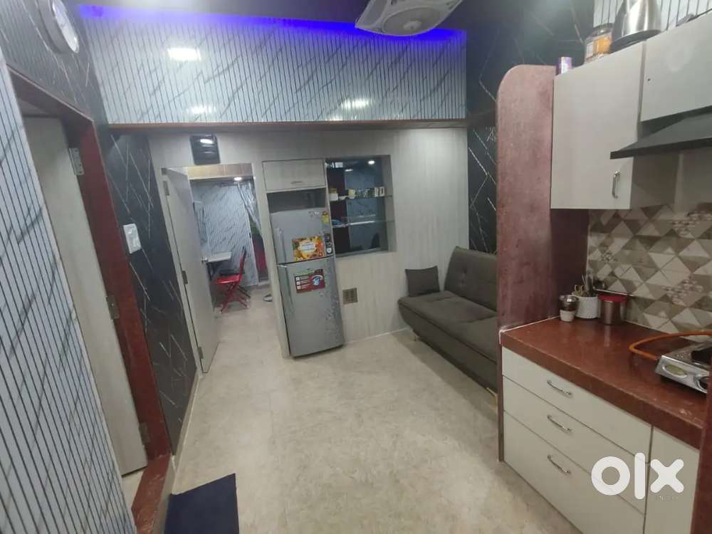 FULLY FURNISHED COMPACT 1 BHK FLAT FOR SALE IN GOREGAON EAST