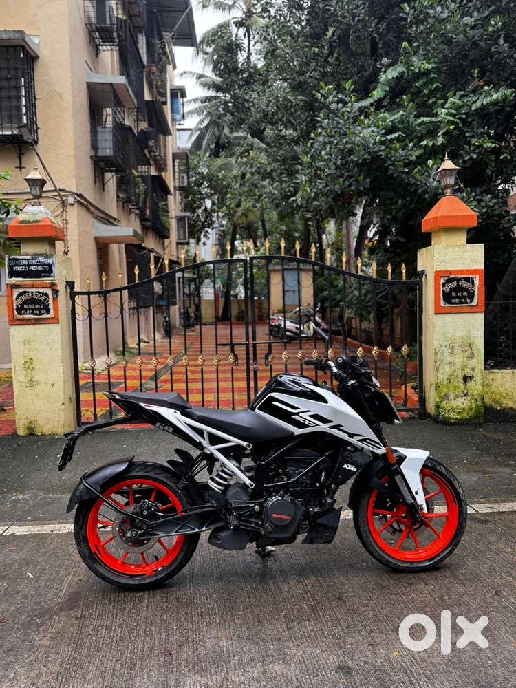 KTM DUKE 200