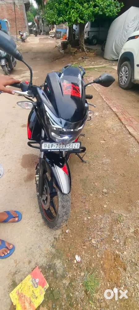 tvs apache rtr 160 cc Brand new condition urgent sell