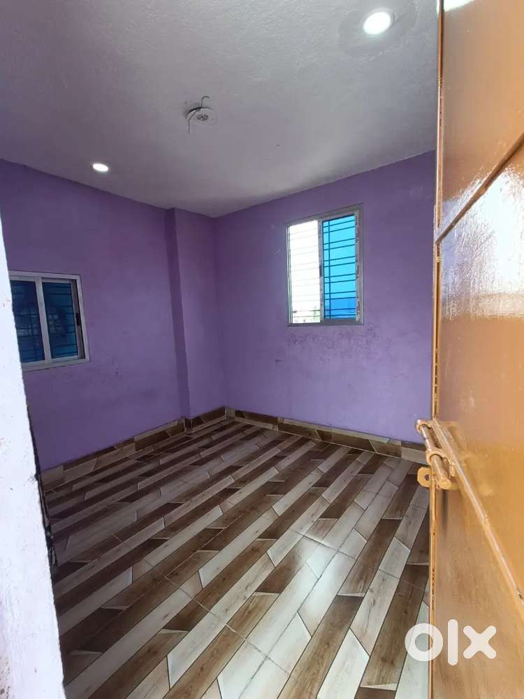 Single room in kishoreganj harmu road road no 6