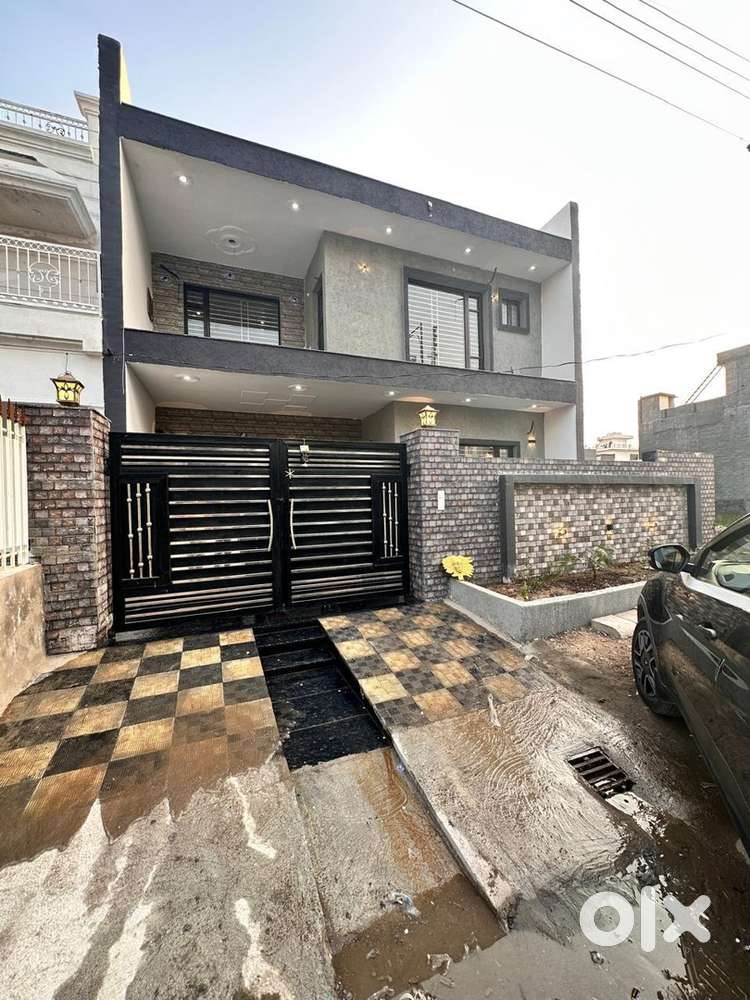 4BHK LUXURY INDEPENDENT HOUSE FOR SALE AT GILLCO VALLEY SECTOR 115