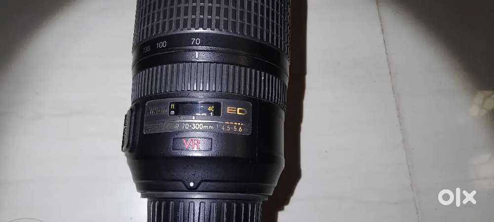 Nikon ED 70-300 lens