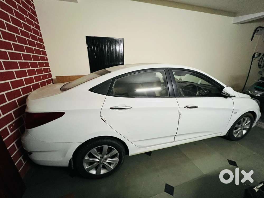 Hyundai Fluidic Verna Mint condition2012 Petrol 49000 Km Driven