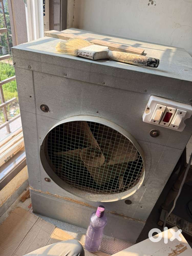 Metal body coolar acchi condition mai hai