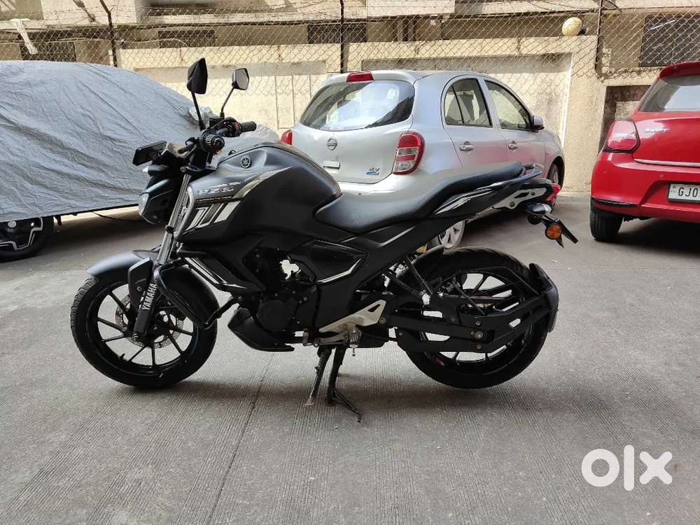 Yamaha FZ V3 Dark Knight
