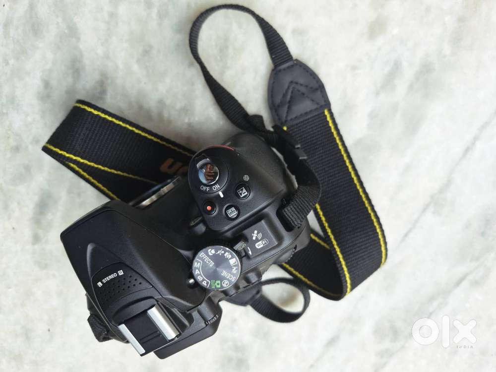 I want to sell Nikon D5300 with 18-55mm lens