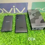 Samsung S22 ultra available for sale with all bill box