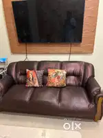 Sofas in Excellent Conditions for Sale