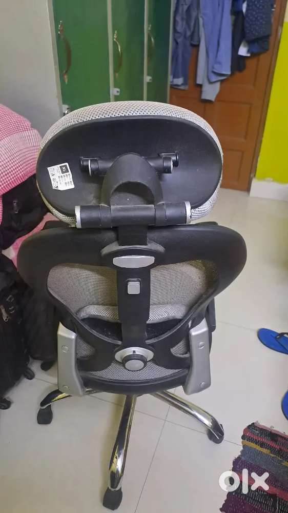 Taurus C100 Lite Executive Office Chair