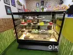 Cake counter sell in ARJUNT 5×5ft