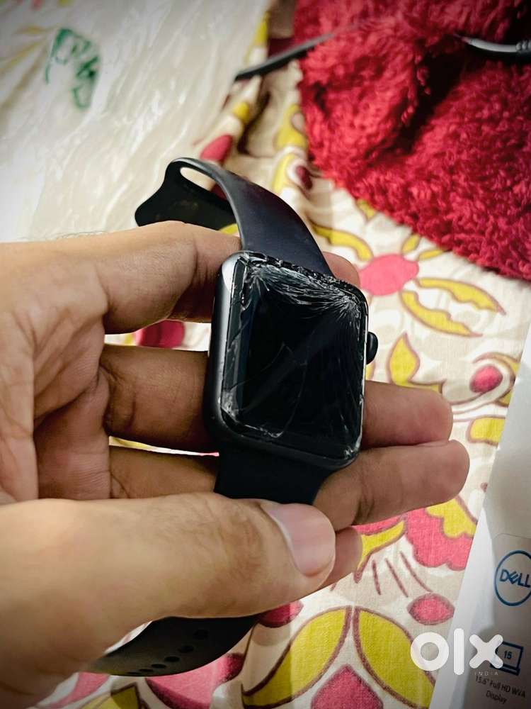 i watch series 3 screen broken