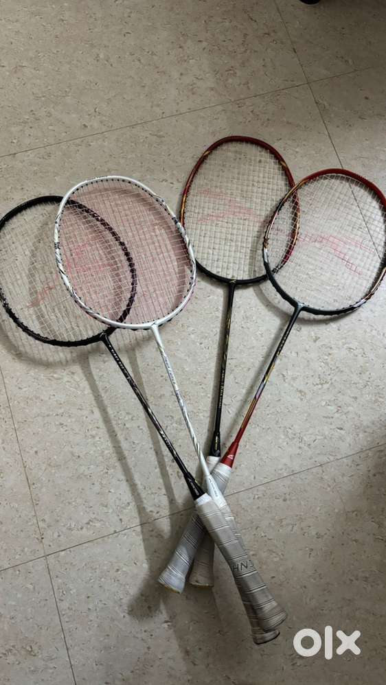 Badminton rackets / shoes