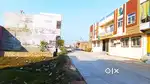 प्लॉट बिकाऊ है ।