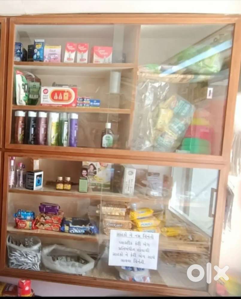 Sokesh+5Gader+old TV stand