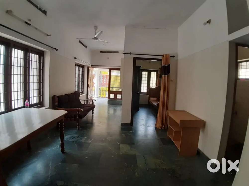 2BHK(2ACrooms)Furnished 1stfloorfor rent at Kumarapuram near main road