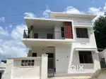 4cent 1880sqft Posh House Powdikonam Njandoorkonam
