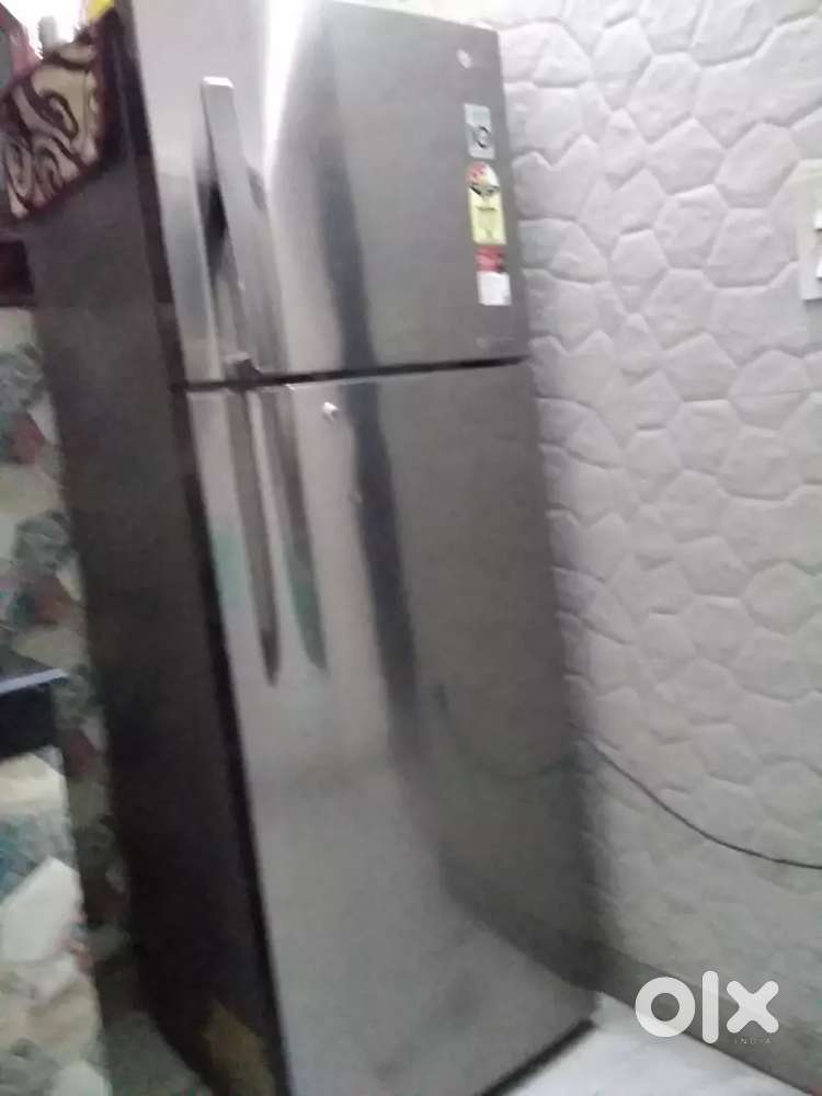 Fridge and washing machine