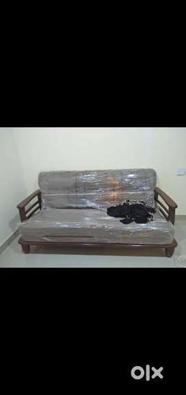 Sofa and center table