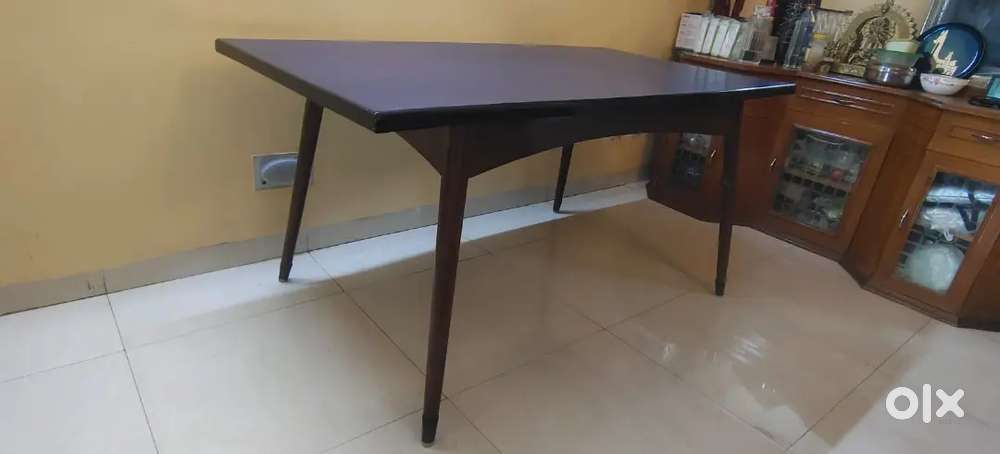 Teak wood dinning table
