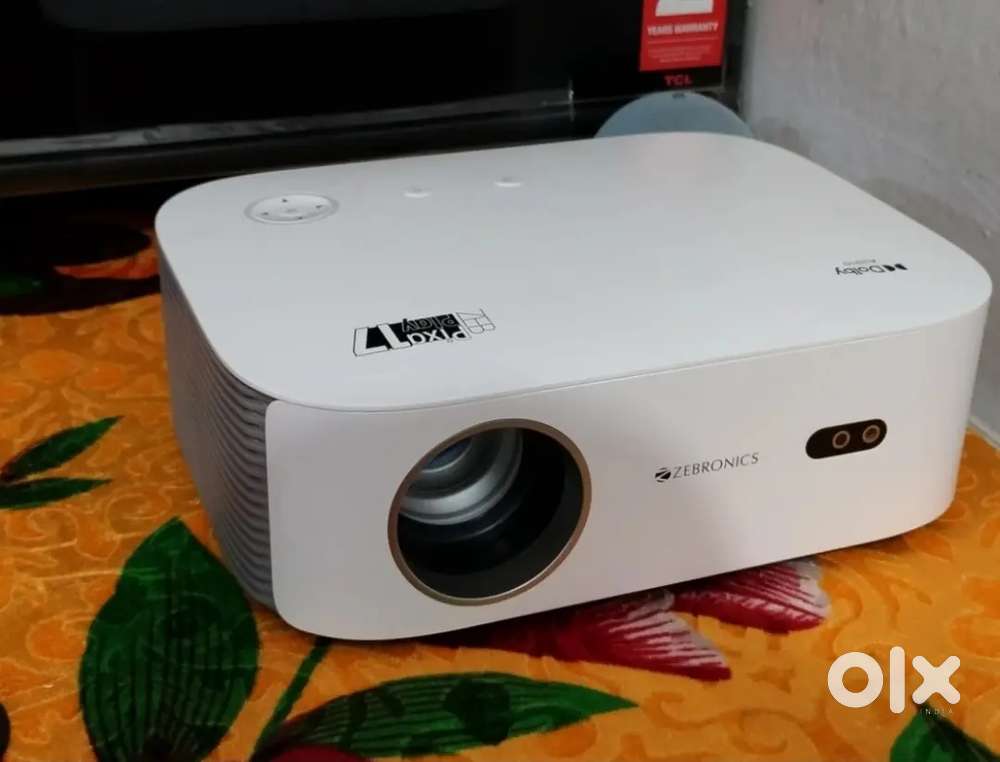 Zebronics PIXAPLAY 17 Android 1080p FHD Smart LED Projector