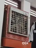 Wooden cooler