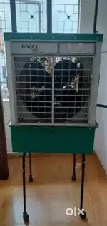 Cooler iron with stand
