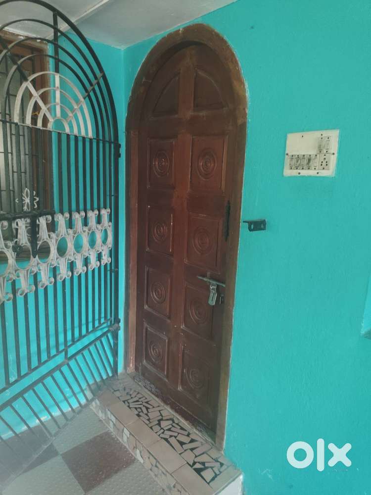 single bed room house for rent in Pammal