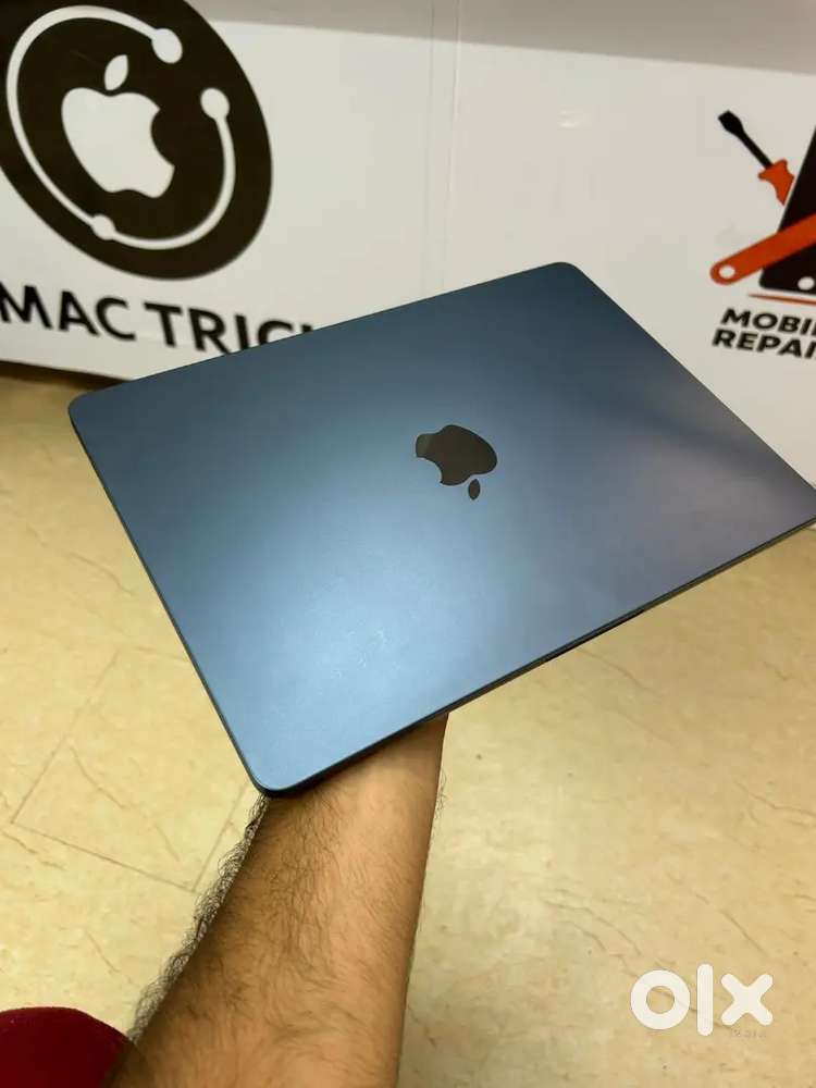 MacBook Air M2 8/256GB