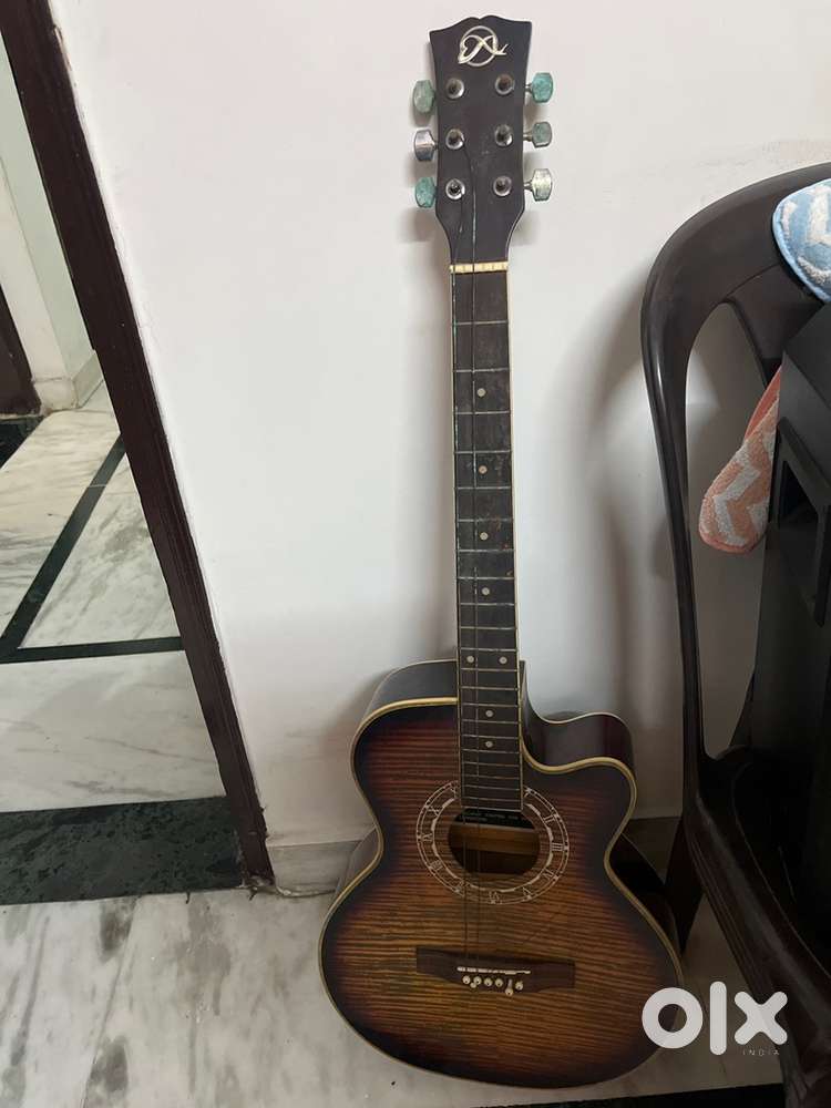 it’s an acoustic guitar