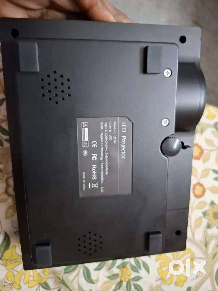 projector uc68