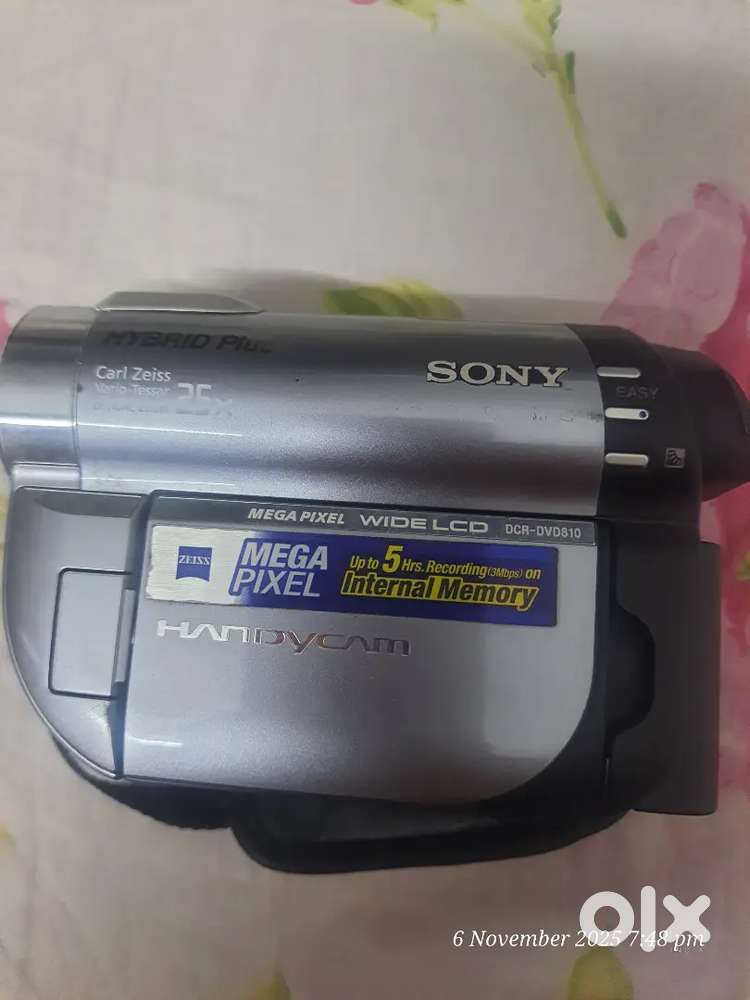 Handy cam, Sony company