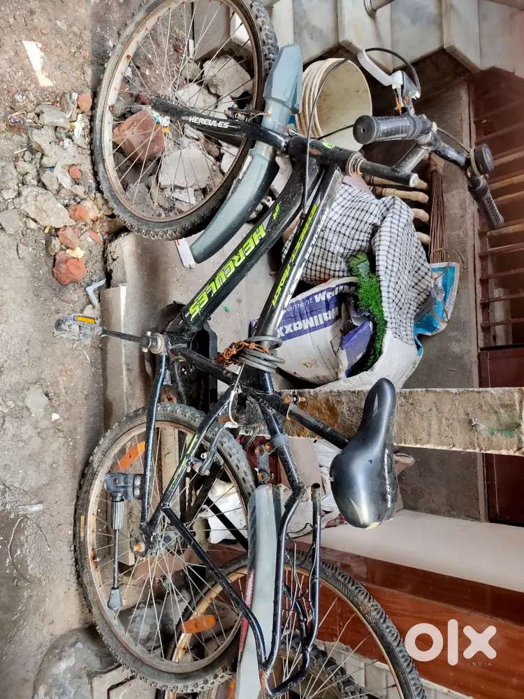 Hercules cycle, age: 12 - 15 (Price Negotiable)