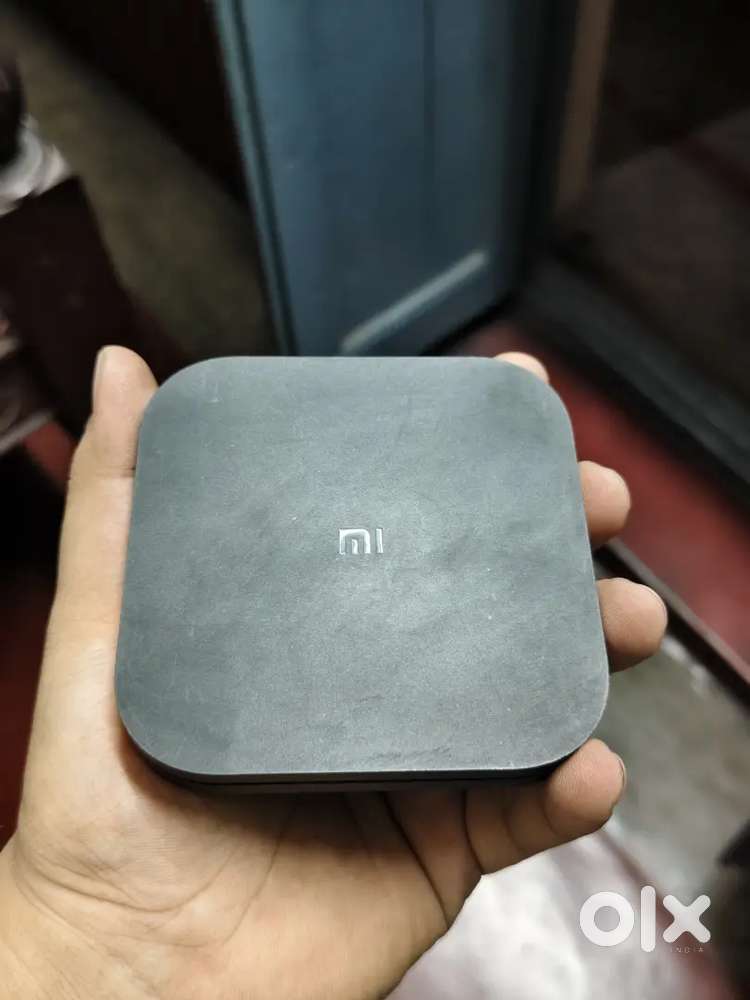MI BOX - Android TV 4K.Mi Box, Charging Cable & HDMI-HDMI cable.