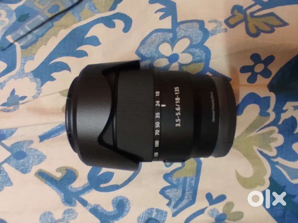 18-135 lens second hand lens almost untouched