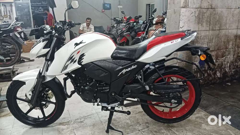 Apache 160 4v Special Edition