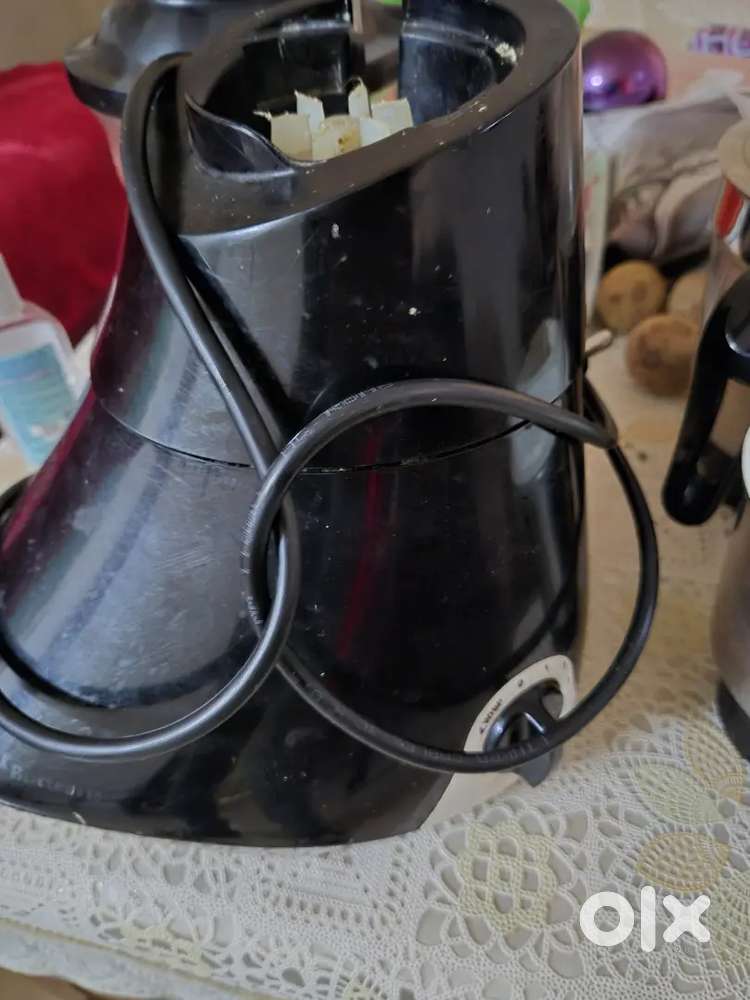 Butterfly 750w juicer mixer grinder