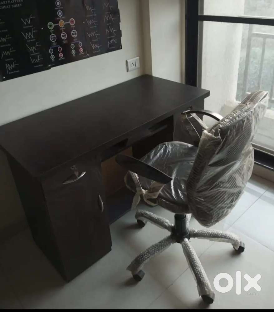 Computer Table and Boss Chair