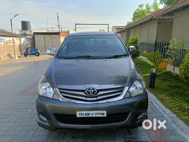 Toyota Innova 2009-2011 2.0 GX 8 STR, 2010, Diesel