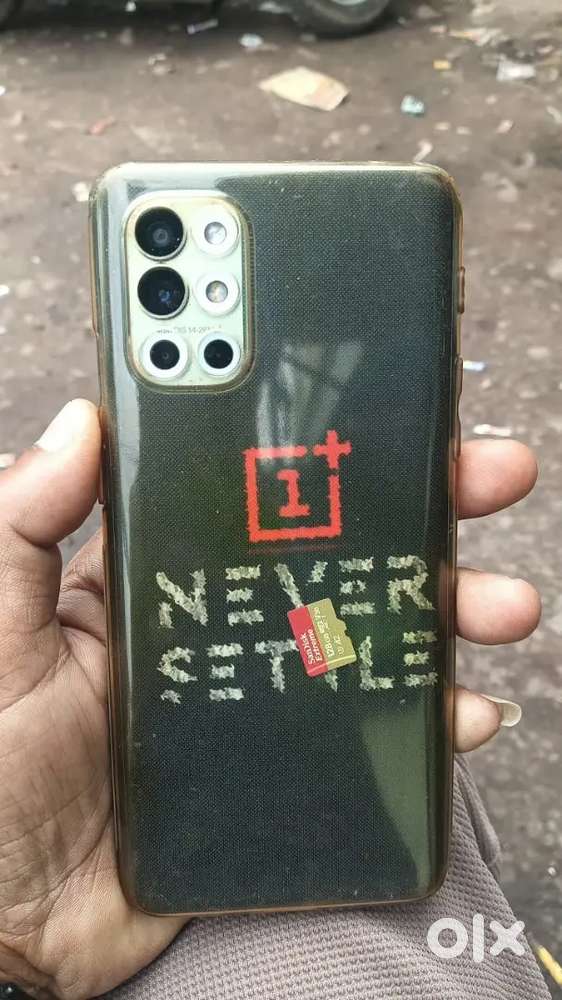 OnePlus 9r 5g 12+256