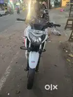 Tvs apache rtr 200 4v,2nd owner