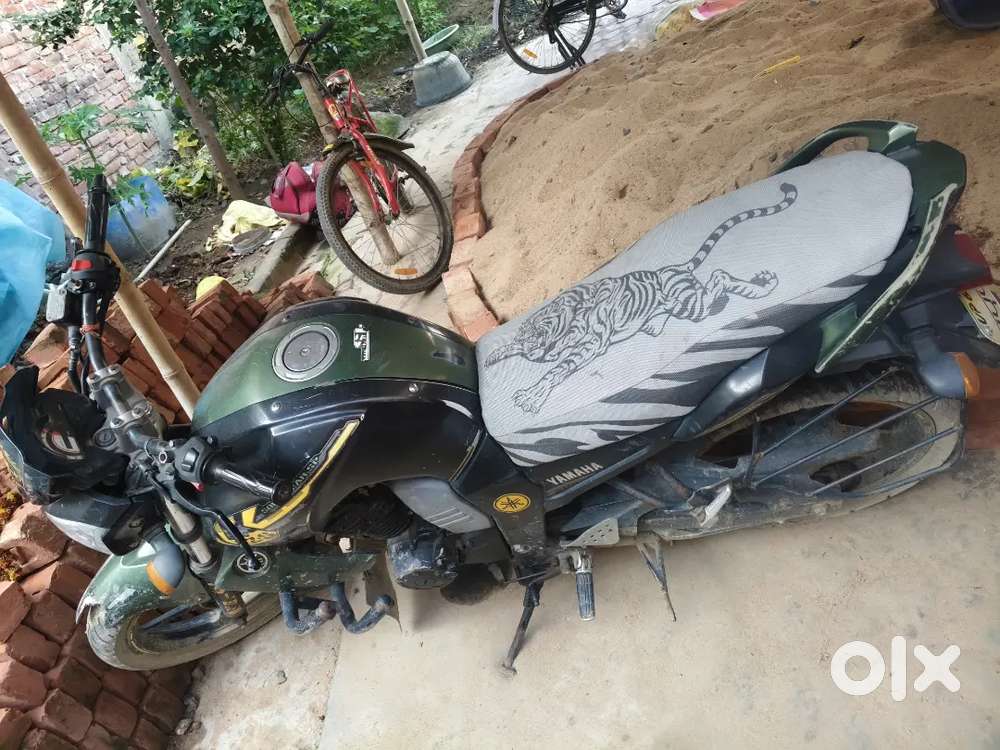 I want sell my yamha fzs