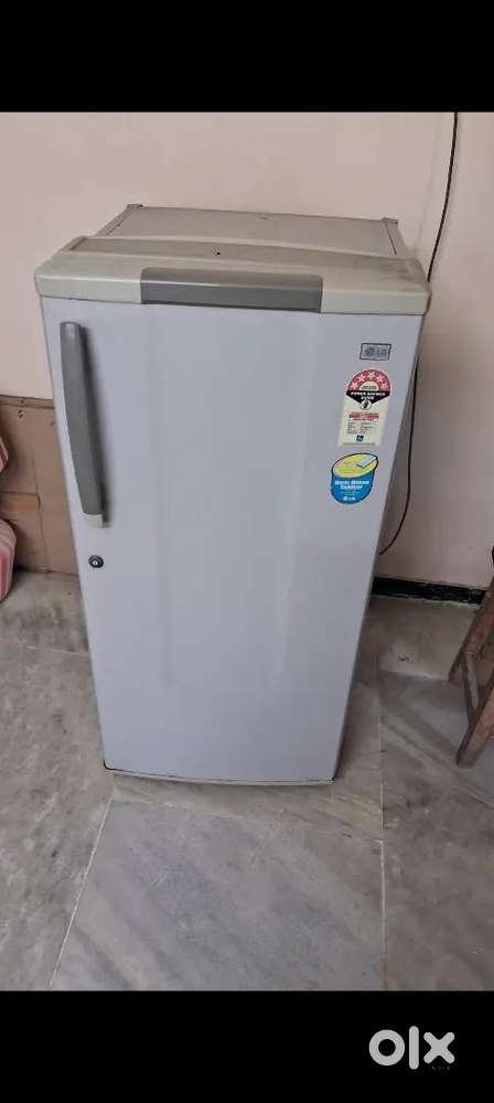 LG FRIDGE/MODEL GL-195NH5/2010 /15 YEARS /TYPE DIRECT COOL/175 LITRE